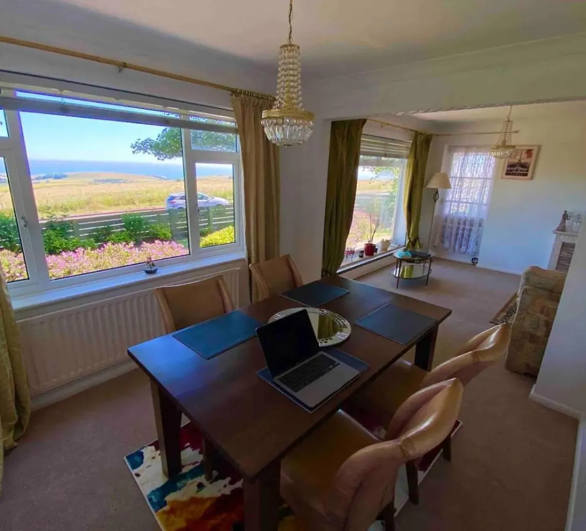 2 Bed Retreat With Amazing See View Brighton Semesterbostad
