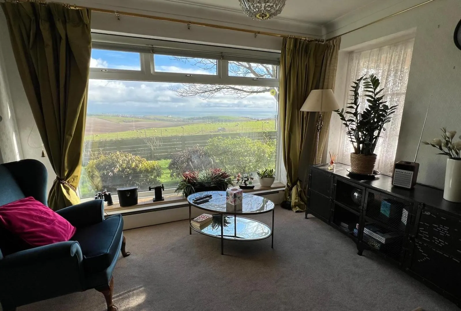 2 Bed Retreat With Amazing See View Brighton Holiday home